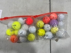 lot 152 image: 24 WILSON GOLF BALLLS