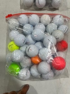 lot 156 image: 36 TITLEIST GOLF BALLS