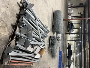 lot 187 image: 150ft of 6ft tall Chain link Fence, 6 ft poles, 4ft gate, and top crossbar