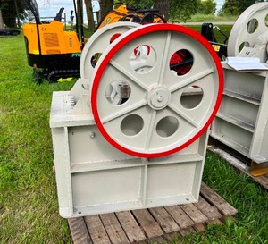 lot 2433 image: FUTURE Jaw Crusher (FT-PSJ220)