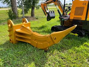 lot 6521 image: FUTURE Excavator Ripper (FT-R336) fit to CAT 336