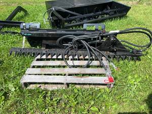 lot 1992 image: FUTURE Skid Steer Extended Hedge Trimmer