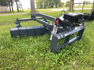 lot 1721 image: FUTURE Skid Steer Grader (FT-GR87)