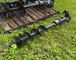 lot 6716 image: FUTURE Excavator Auger 8 Inch