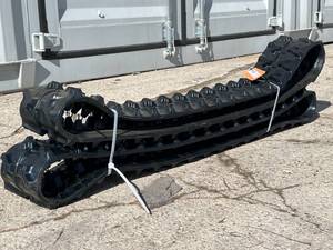 lot 6741 image: FUTURE Mini Excavator Rubber Track