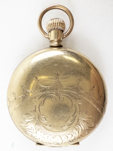 lot 2 image: Mens Elgin gold tone Elgin pocket watch with house engraving on back SN# 2832764 Gold Tone Base Metal Mechanical Pocket Watch. starts when wound missing setting lever