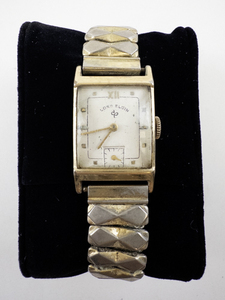 lot 6 image: Mens lord Elgin yellow tone with sub seconds Gold Tone gold tone Mechanical Watch. starts and stops
