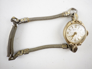 lot 32 image: Ladys Wittnauer 10k RGP Mechanical Watch. Starts when wound