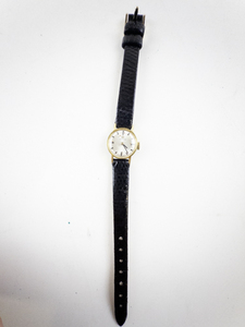 lot 42 image: Ladys Tissot Gold Tone Base Metal Mechanical Watch. Starts when wound