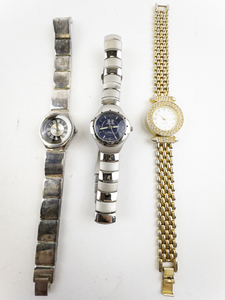 lot 92 image: Group of 3  Calvin Hill stainless steel and base metal Quartz Analog watches. New Batteries Installed