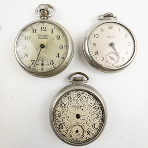 lot 94 image: Mens Group of 3  3 Mens silver toned westclox pocket watches for parts Silver Tone Base Metal Mechanical Pocket Watch. Not Running