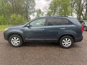 2011 KIA SORENTO LX *All Wheel Drive*