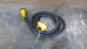 lot 72 image: Heavy Duty Cord
