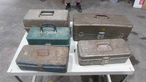 lot 120 image: Lot of Tool Boxes