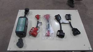 lot 129 image: Lot of Electrical PLugs