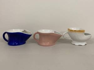 lot 17H image: Set of 3 Vintage Shaving Mugs  Pink, Blue, and White with Gold Accents