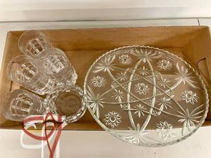 lot 91A image: Crystal Glass Serving Plate and Set of Whiskey Glasses