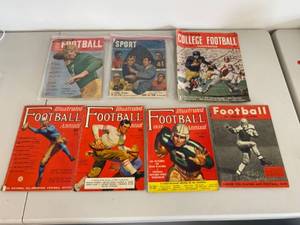 lot 44G image: Collection of Vintage Football Magazines and Annuals
