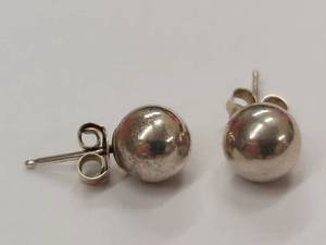 lot 15Y image: Sterling Silver 925 Ball Stud Earrings