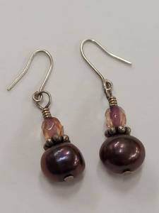 lot 41Y image: Sterling Silver Earrings with Dark Purple Pearl Beads