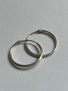 lot 72Y image: Sterling Silver Hoop Earrings Classic Design