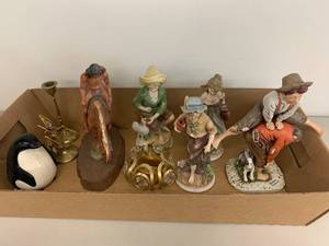lot 35A image: Charming Vintage Figurines & Decor Collection
