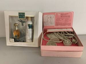 lot 47A image: Vintage Sears Massager & Vanilla Fields Set