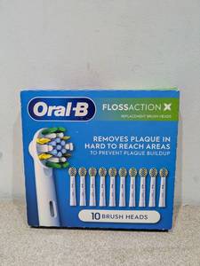 lot 57 image: 10 ORAL-B FLOSS ACTION X REPLACEMENT BRUSH HEADS
