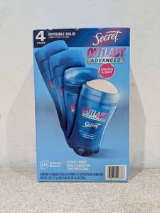 lot 59 image: 4PK. SECRET INVISIBLE SOLID DEODORANT