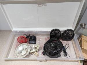 lot 104 image: 6 ASSORTED SMALL FANS