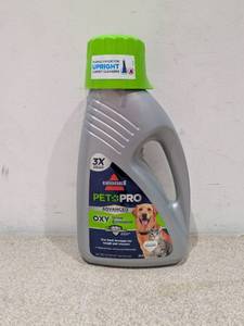 lot 105 image: BISSELL PET PRO CLEANING SOLUTION
