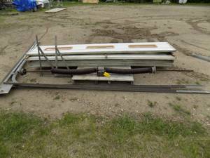 lot 4 image: Commercial Metal, Insulated Overhead Garage Door, Used - 10 x 9