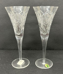 lot 114 image: Pair of Waterford Millennium Collection Toasting Flutes Love Design