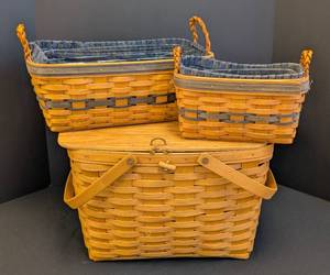 lot 148 image: Longaberger Picnic Basket and Blue Woven Baskets