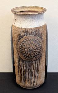 lot 178 image: Large and Unique Don Johns Studio Pottery Vase