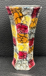 lot 197 image: Pretty Pottery Vase by Celebrate of Czechoslovakia