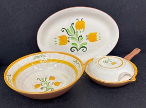 lot 105A image: Vintage Stangl Pottery Tulip Platter, Bowl and Covered Skillet