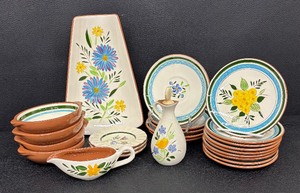 lot 164A image: Vintage Stangl Pottery Country Garden Plates, Bows, Serving Platter, Cruet, Saucers and More