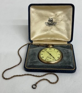 lot 15 image: Antique Illinois Pocket Watch with Chain in Original Box