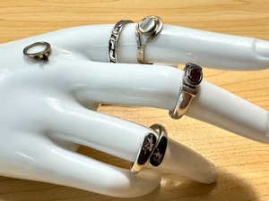 lot 37LB image: Set of 5 Sterling Silver Rings with Various Designs and Gemstones