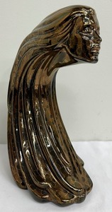 lot 63A image: Vintage Woman in the Wind Ceramic Statue