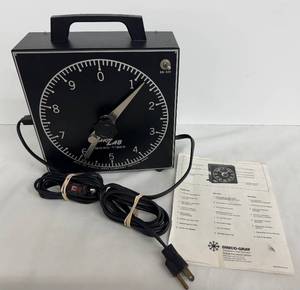 lot 47A image: Vintage GraLab Model 202 Universal Darkroom Timer