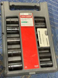 lot 10 image: Craftsman 12 Piece Deep Impact Socket Set
