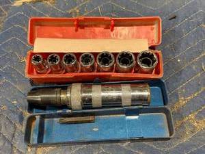 lot 29 image: Grip Sockets Set & Impact Driver