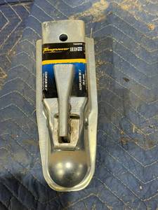 lot 58 image: New 2 Fas-Lok Coupler