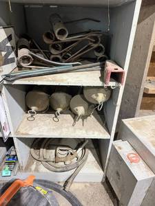 lot 77 image: Everything on 3 Shelves - Lights, Hose & Nozzle