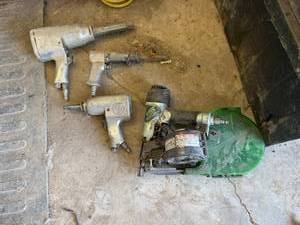 lot 105 image: Air Tools