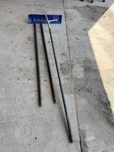 lot 113 image: Roof Rake