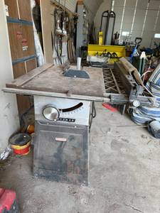 lot 119 image: Craftsman Table Saw
