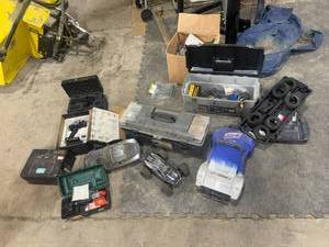 lot 142 image: Large Lot of RC Car Parts, Tools & Controllers